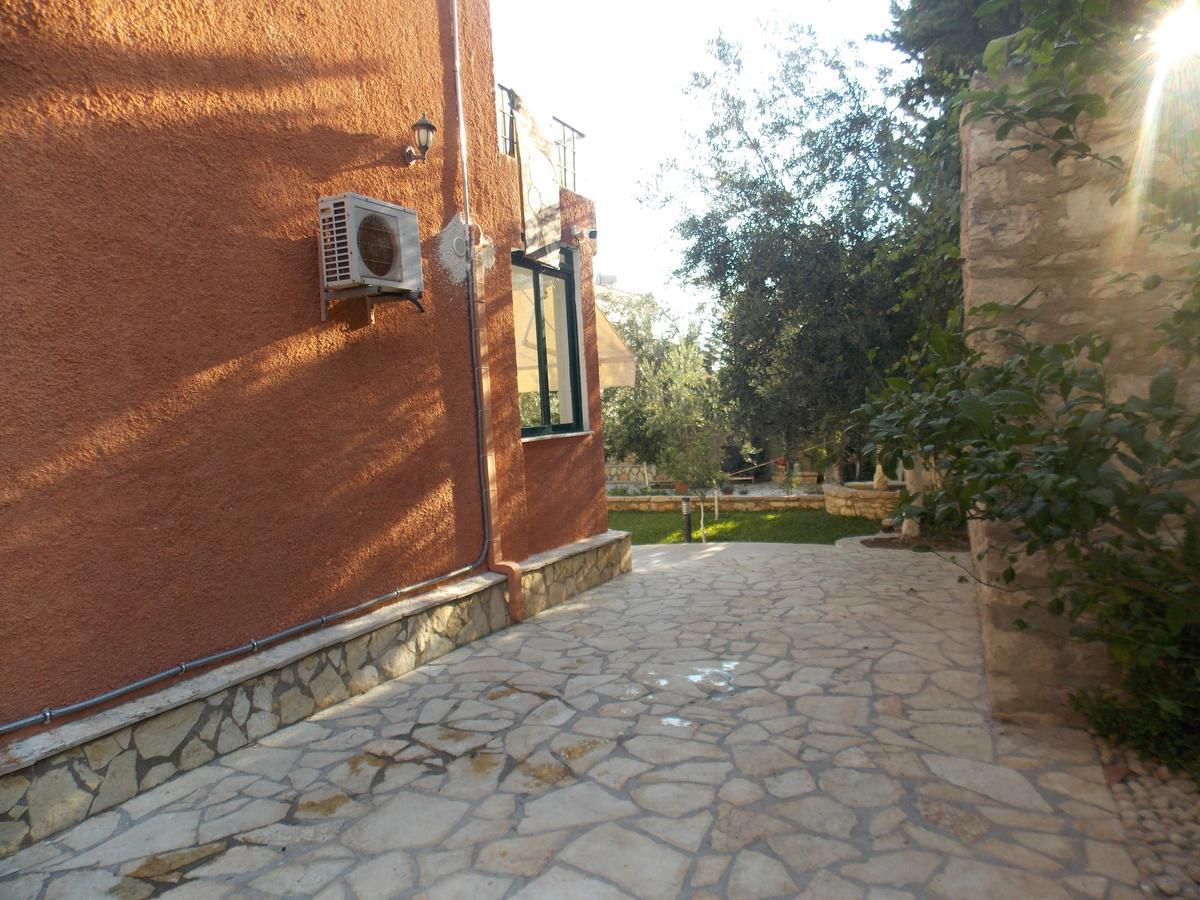Elvin Apartments Sarandë エクステリア 写真