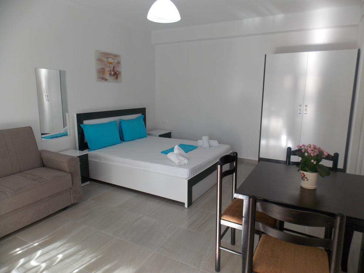 Elvin Apartments Sarandë エクステリア 写真
