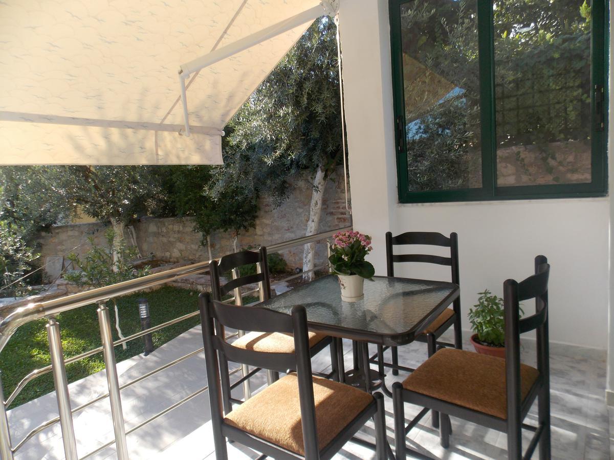Elvin Apartments Sarandë エクステリア 写真